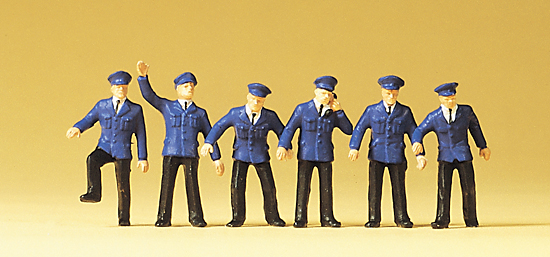 DB Railway personnel<br /><a href='images/pictures/Preiser/14012.jpg' target='_blank'>Full size image</a>